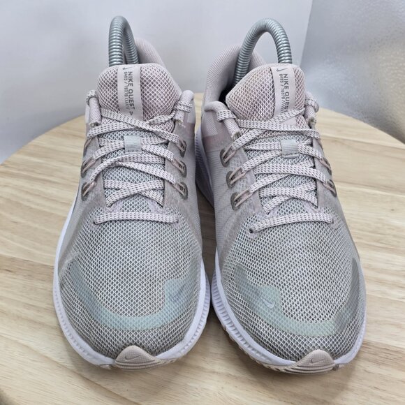 NIKE Quest 4 Premium Women's Size 7 Gray Pink Running Shoes Sneakers DA8723-002 - Picture 4 of 9
